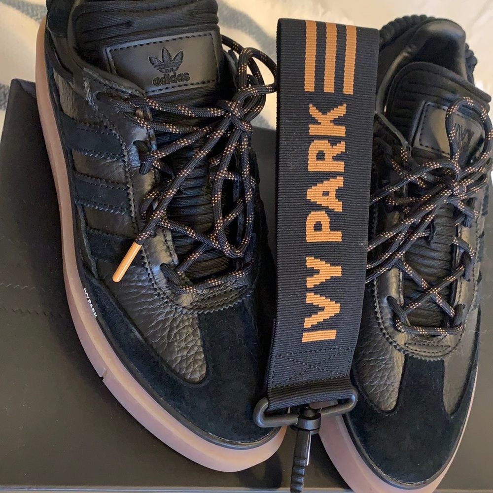 Ivy park super sleek